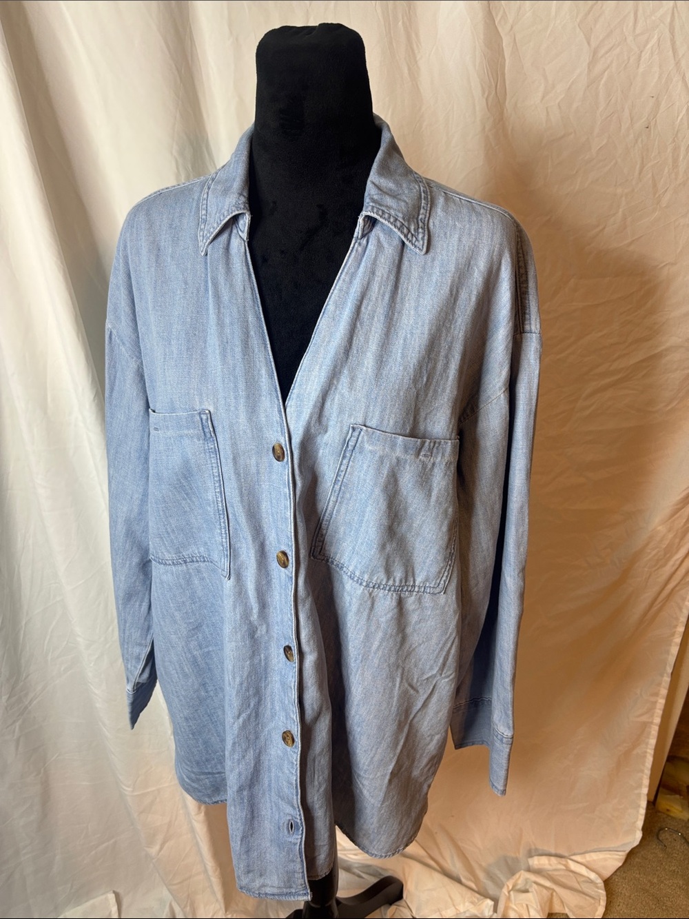 Zara Light Blue Casual Button-Down Shirt